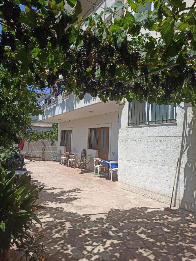 Achilles Apartments Sarande Exterior photo