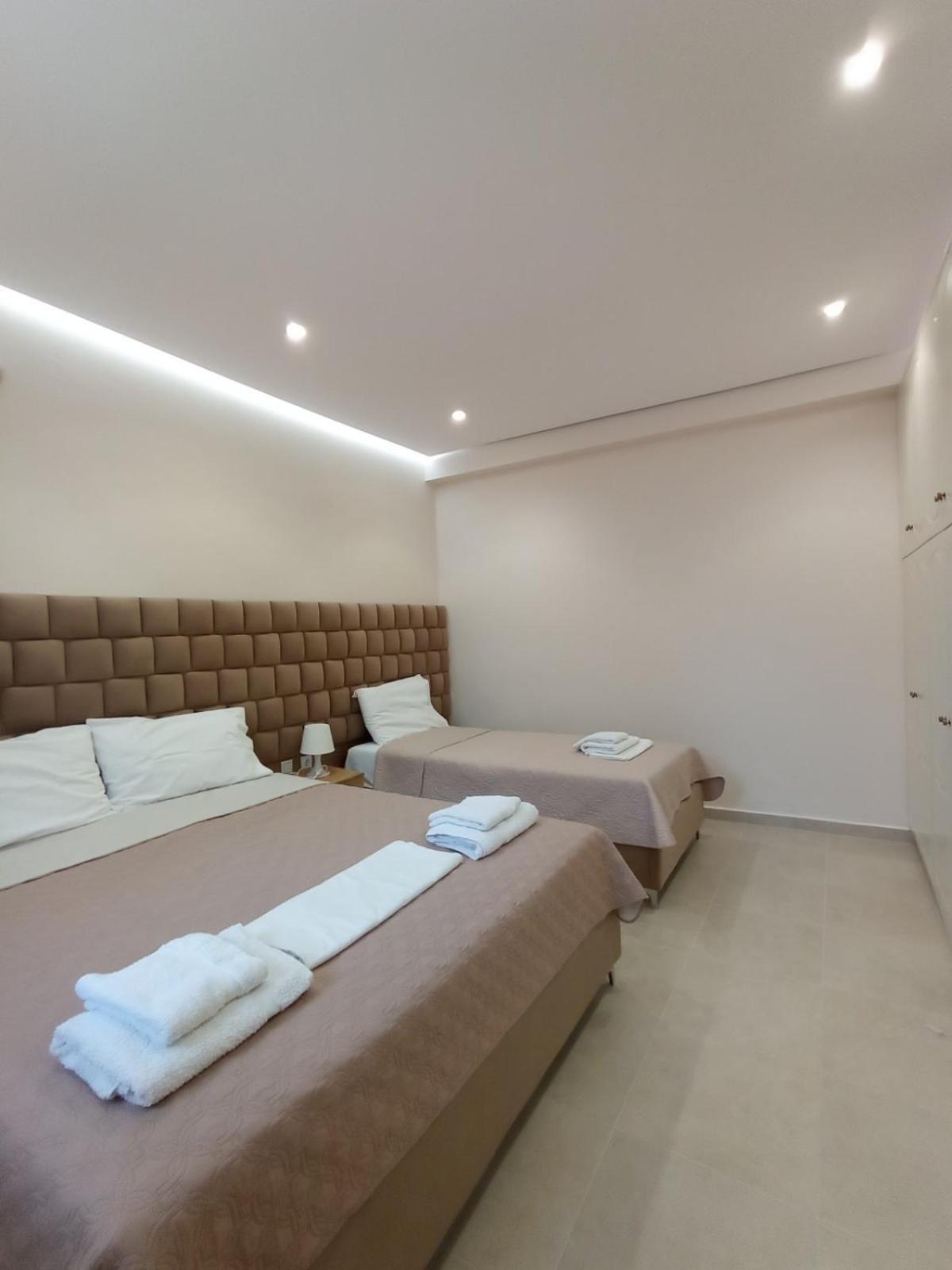 Achilles Apartments Sarande Exterior photo