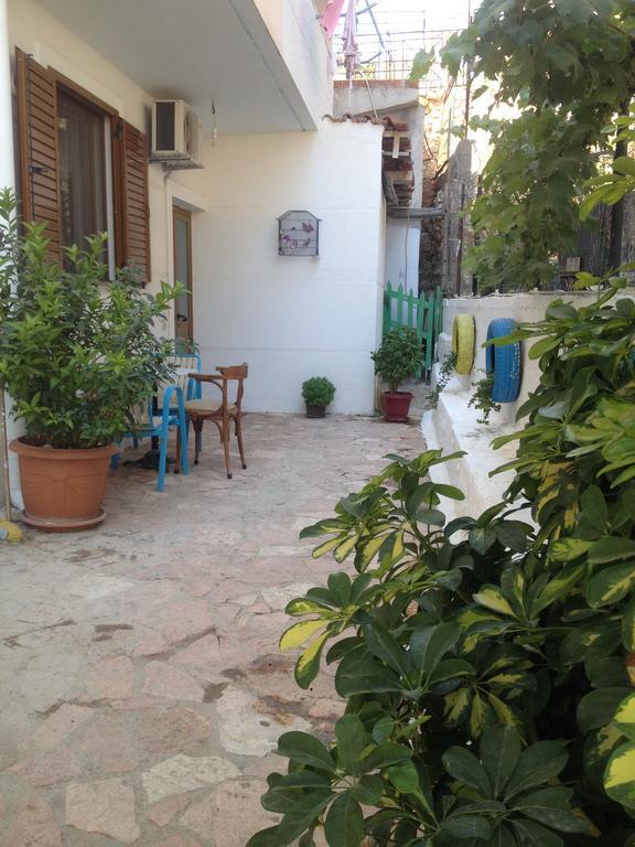 Achilles Apartments Sarande Exterior photo