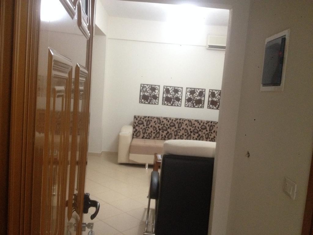Achilles Apartments Sarande Exterior photo